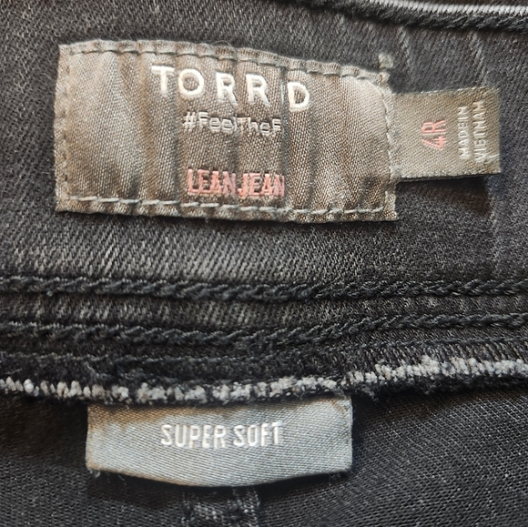 Torrid Lean Jean, Classic Black Women's Jeggings - Picture 2 of 7